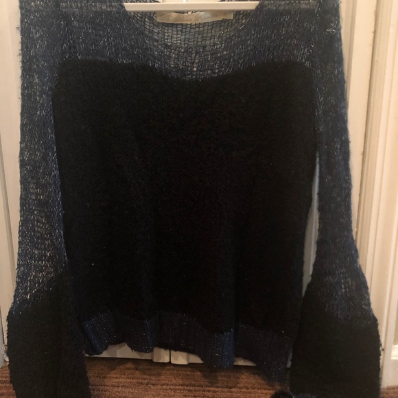 LF Navy/Black Sweater, Size Small - Picture 2 of 4